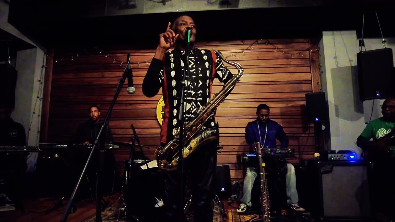 Plunky Remarks @ the Front  Porch Gig