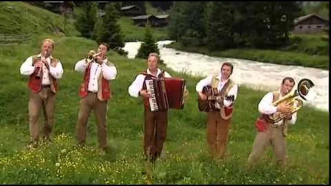 Austrian Folk Music - "Mei Muata und mei Vota" - Goldried Quintett