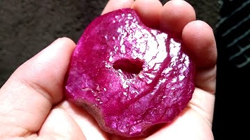 (HÀNG SƯU TẬP) Máu của Đất Mẹ - đá Ruby thô Lục Yên, Yên Bái 342ct