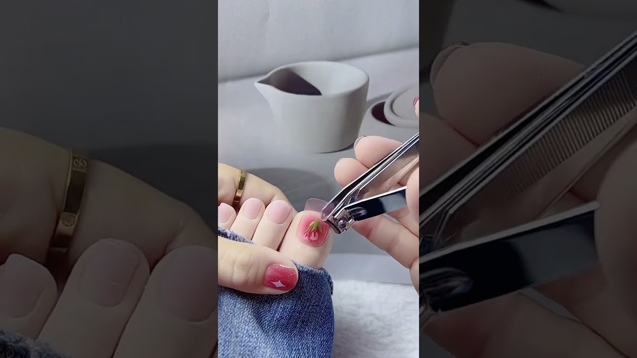 Hardening nail art under UV/LED lamp  