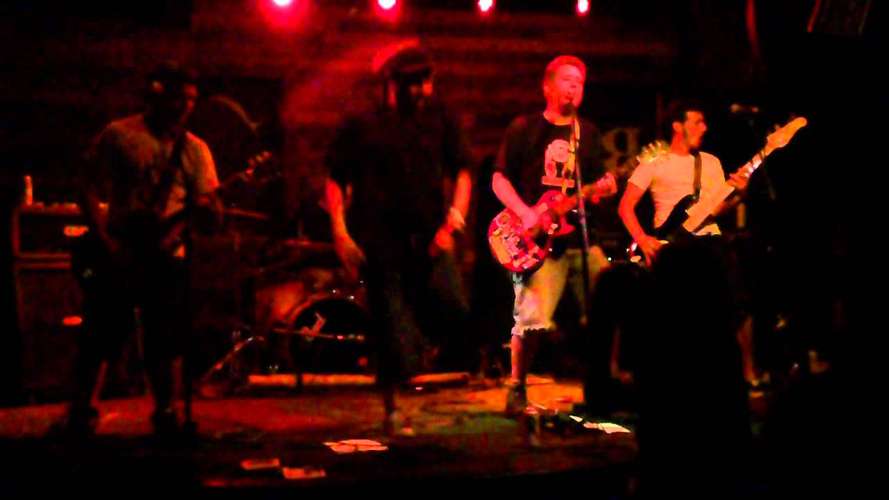 Παρακολούθηση The Hoverounds - Anything στο YouTube Παρακολούθηση The Hoverounds - Anything στο YouTube