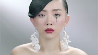 Смотреть клип Tóc Tiên - Big Girls Don'T Cry