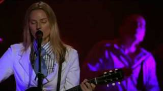 Watch Aimee Mann Humpty Dumpty video