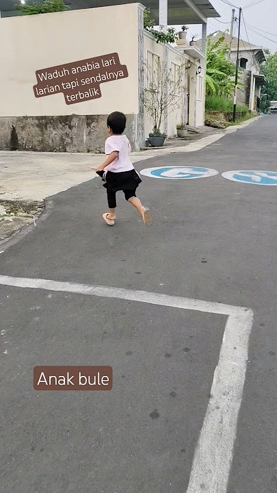 #anabiakhan#lari#waduh#sandal#terbalik#aktifitaspagi#anamtakhan #sibuk  #fypシ゚viral #shortv #cute