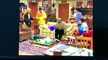 Kenan And Kel Kel Destroy Sugar Cube White House With The Bowling Ball 🎳