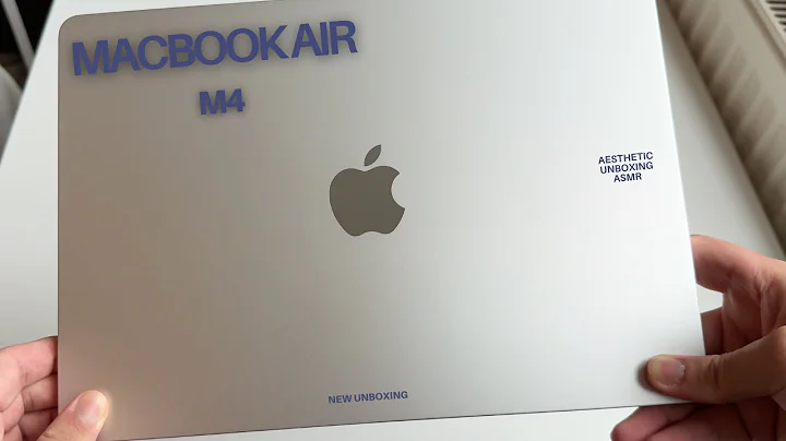 MacBook Air M4 Silver Unboxing Aesthetic