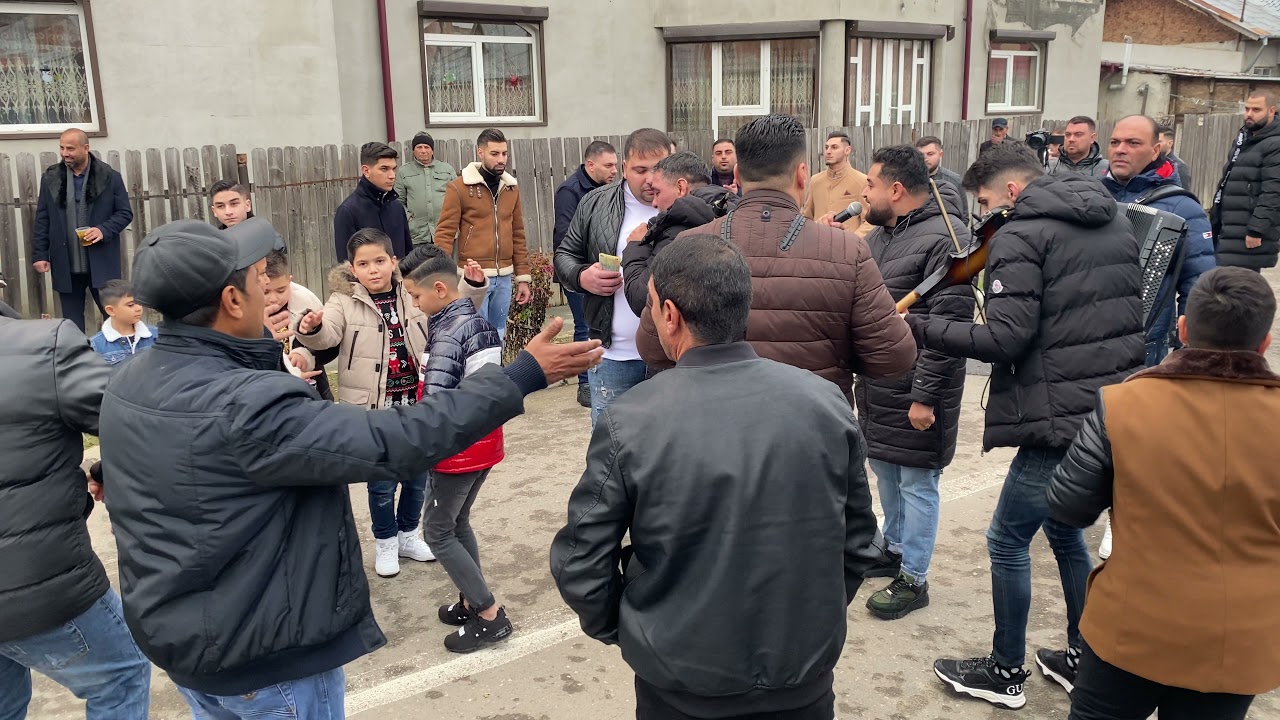 HORA SPOITORILOR DIN OLTENITA  4K   2 IAN 2022