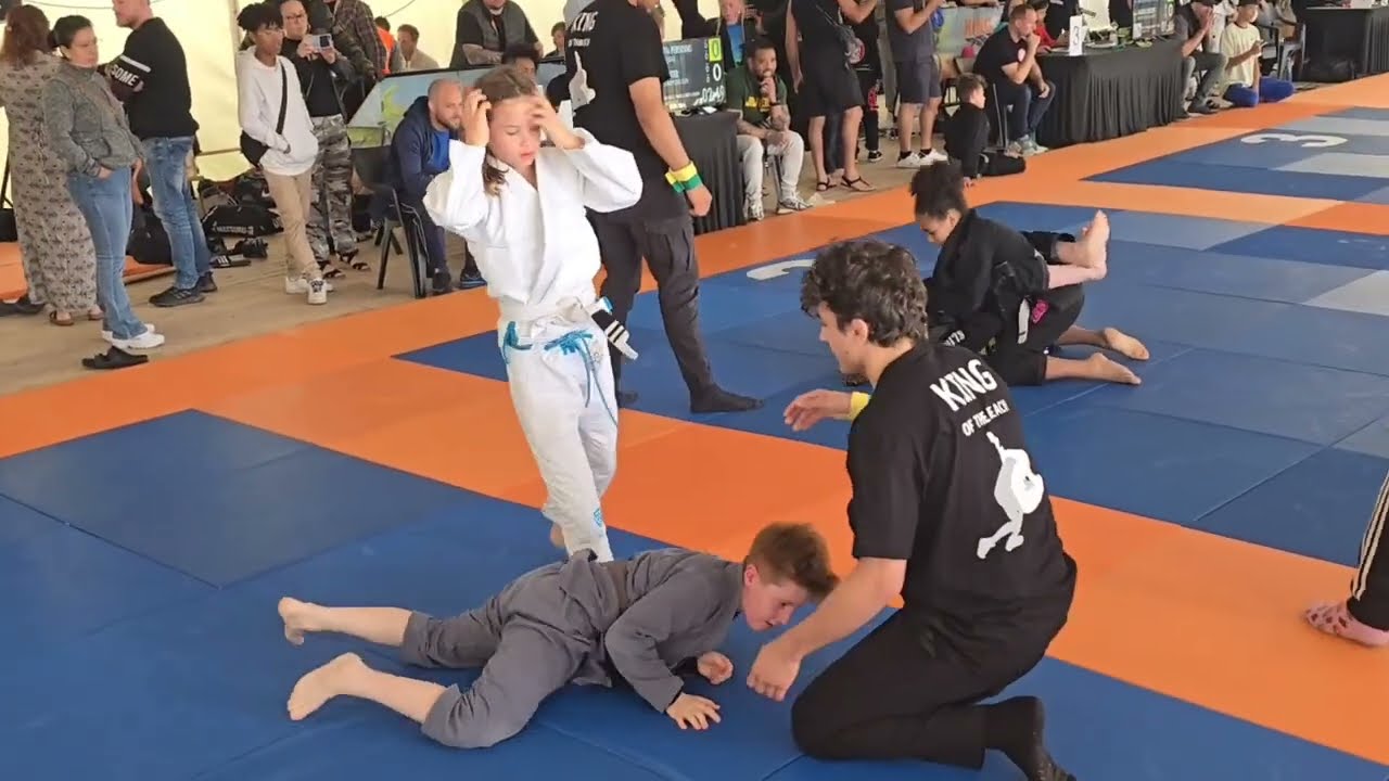 BJJ GI Kids | 07-07-2024 | Armbar Submission | EUAN vs MEGAN | King of the Beach 2024