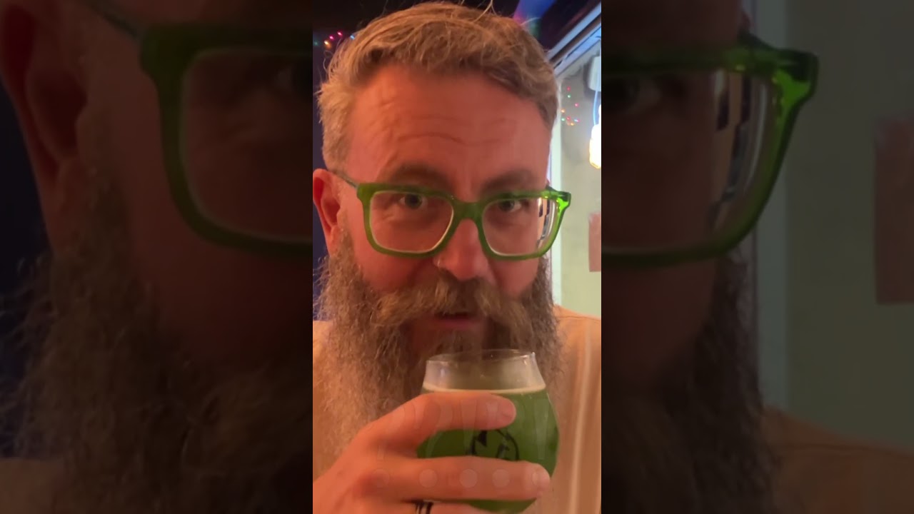 Honolulu’s Craft Beer Scene Will Surprise You 🍺🌴 