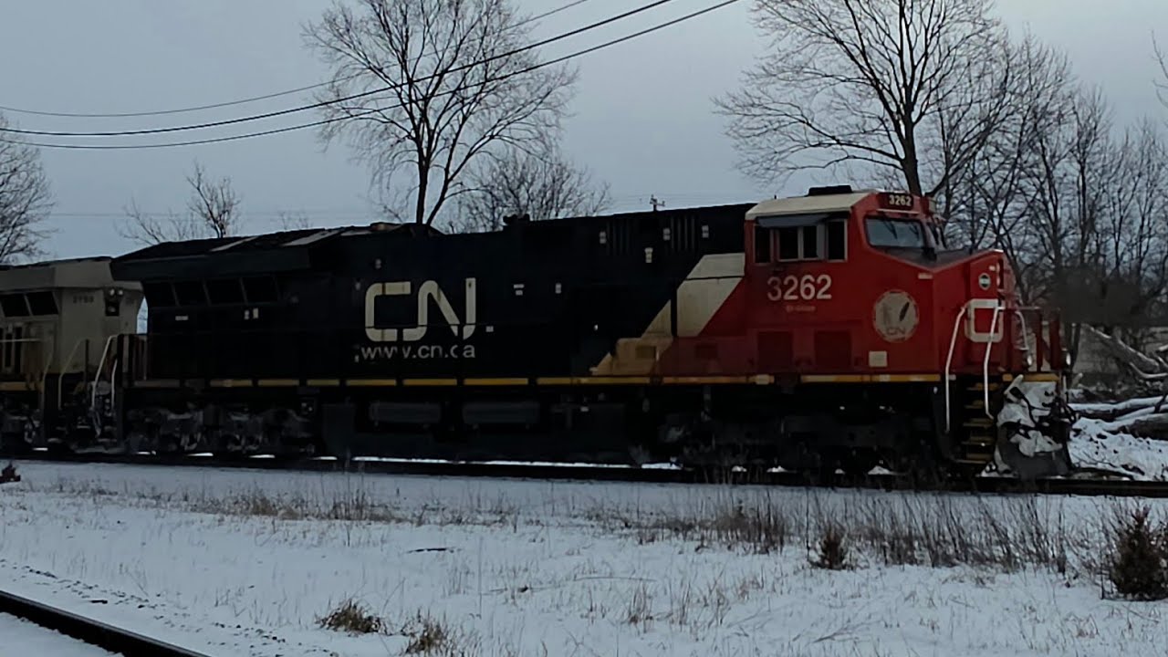 Canadian national Northbound E251 3262+2788 Durand Michigan January 3 2026