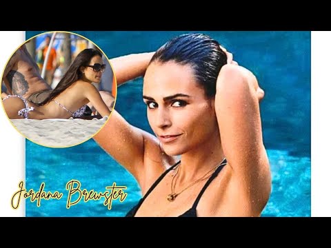 Jordana Brewster Flaunts Swimsuit-Clad Figure During Iceland Getaway!