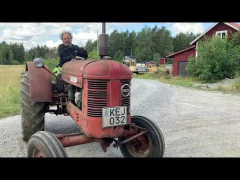 Köp Veterantraktor Volvo