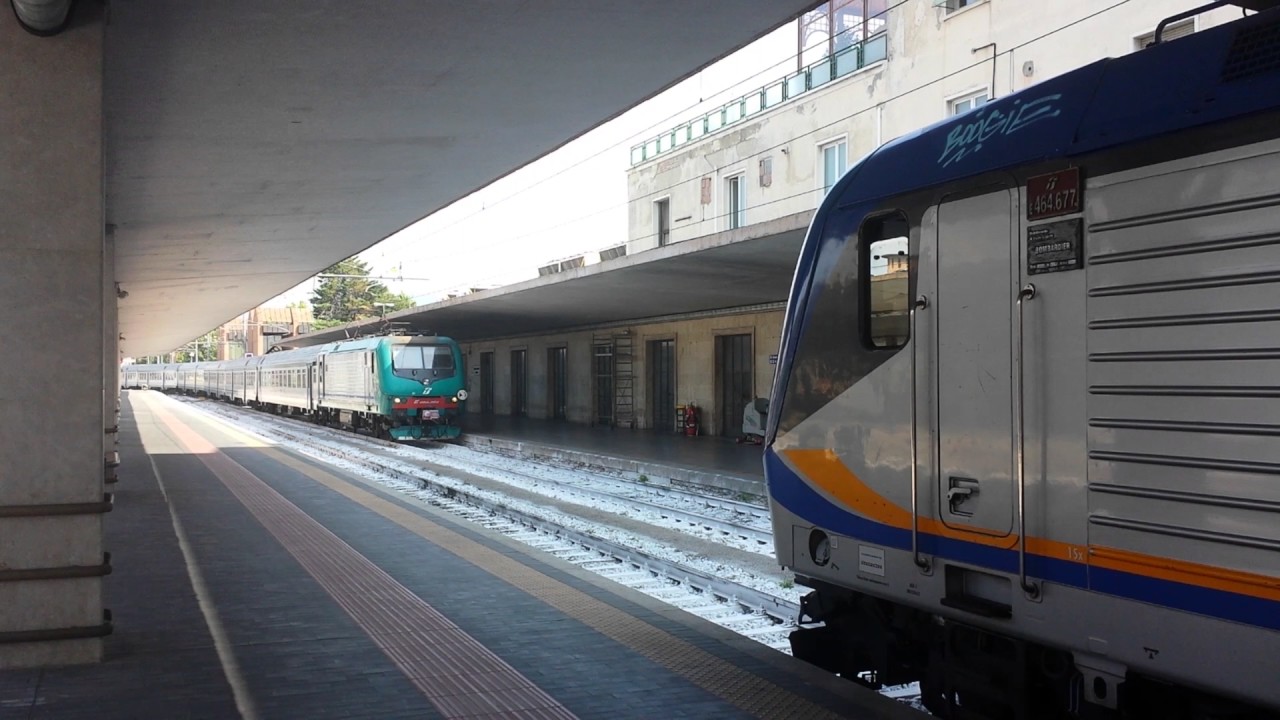 FS Trenitalia E464 364 & 677 at Firenze SMN