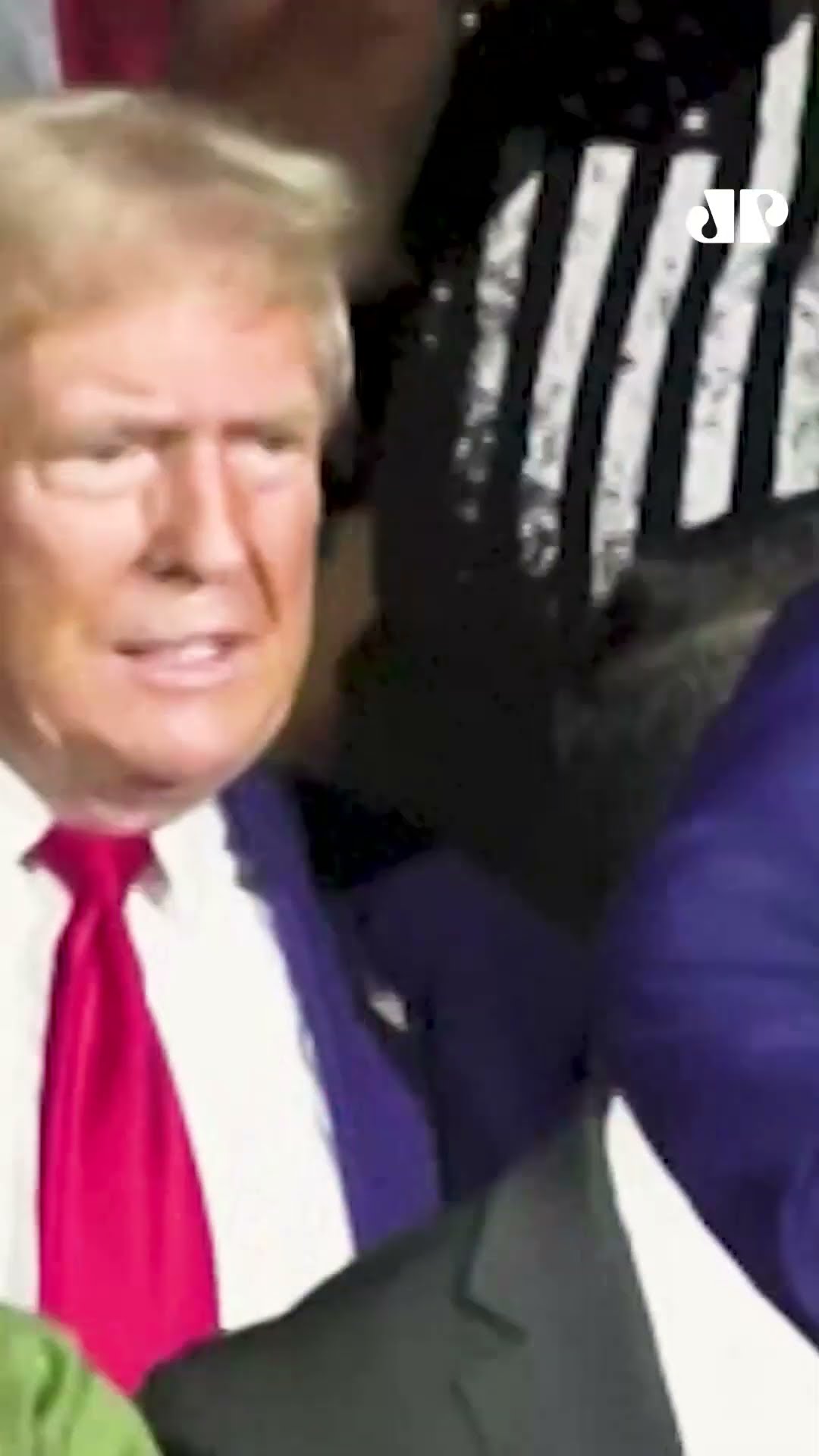 Presidente do Irã alerta Trump sobre o risco de uma guerra com os Estados Unidos #shorts