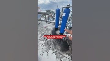 Súc xả cột lọc nước phèn composite cấp cho máy năng lượng mặt trời