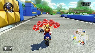 Mario Kart 8 Deluxe - Battle Gameplay