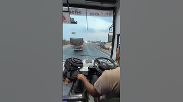 GSRTC Well experience driver and smooth driving #shorts #gsrtc #gsrtcsleeperbus