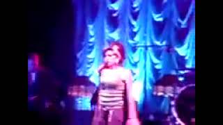 Amy Winehouse - Back To Black LIVE at Carling Academy Bristol, London, England | June 21, 2007