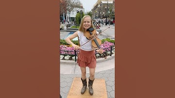 Dancing Fiddler in Santa Monica! 🎻👣