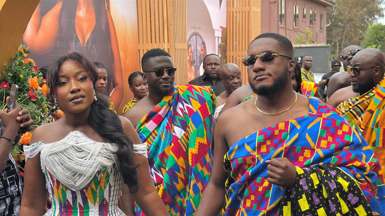 Эйи Анита Серфа Боакье снова выходит замуж? Еще одна прекрасная роскошная помолвка от Аниты Кэмп