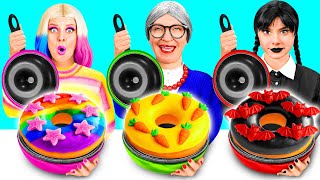 видео: Кулинарный Челлендж: Уэнсдей Против Бабушки | Простые Кулинарные Рецепты от AZaZa Challenge картинка: Кулинарный Челлендж: Уэнсдей Против Бабушки | Простые Кулинарные Рецепты от AZaZa Challenge