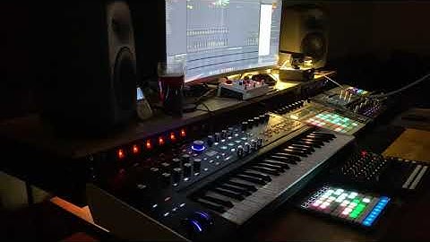 La Rocket - Always ready (Live Jam with ASM Hydrasynth + Waldorf Iridium + Eventide H90)