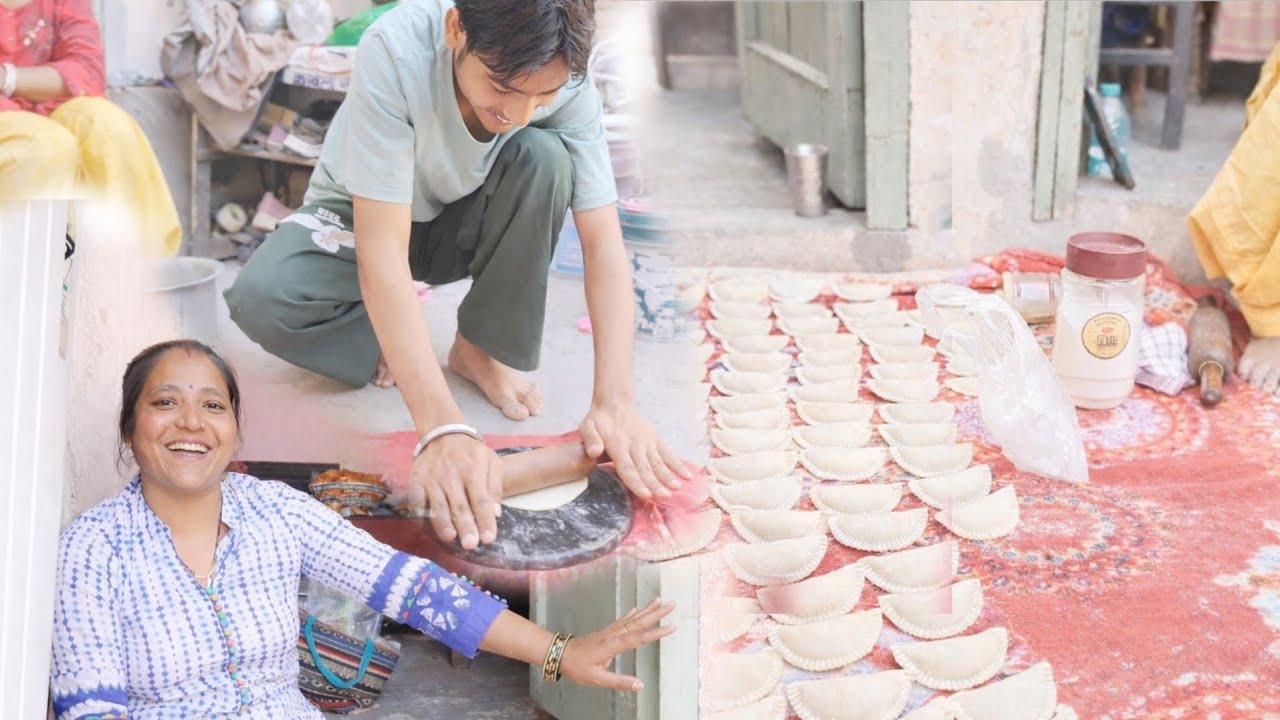 Aaj to gujiya ban gyi😋😊