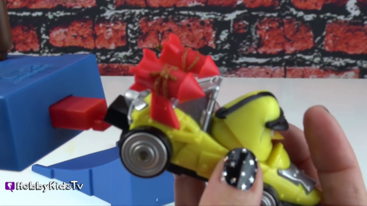 Anry Birds Go Jenga Tetris Trophy Cup Game! HobbyKidsTV