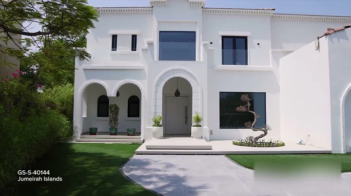 Exquisitely upgraded 5 bedroom luxury villa