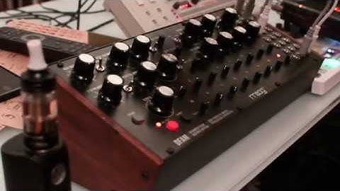 First short Moog DFAM Techno Jam