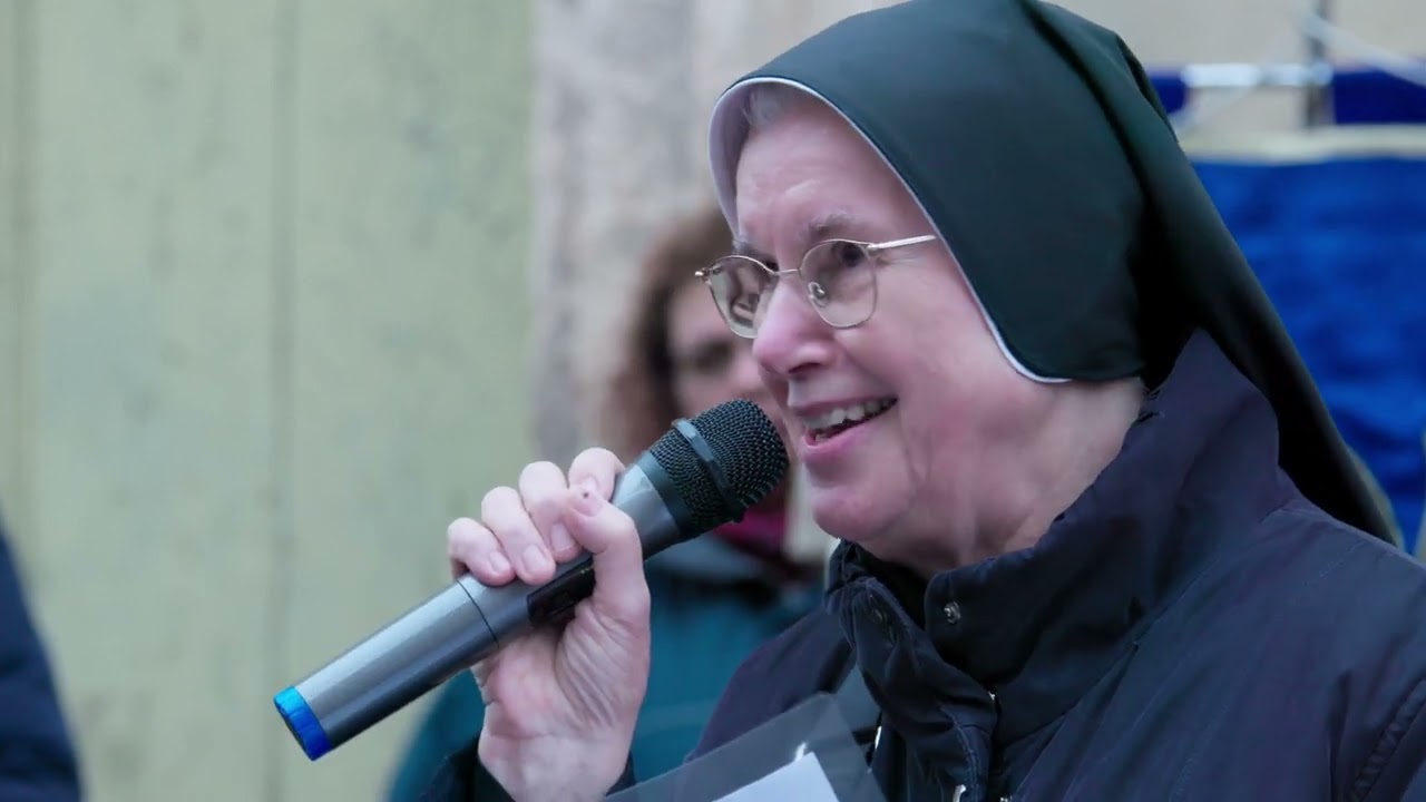 Benedizione targa commemorativa di Vincenza Maria Poloni