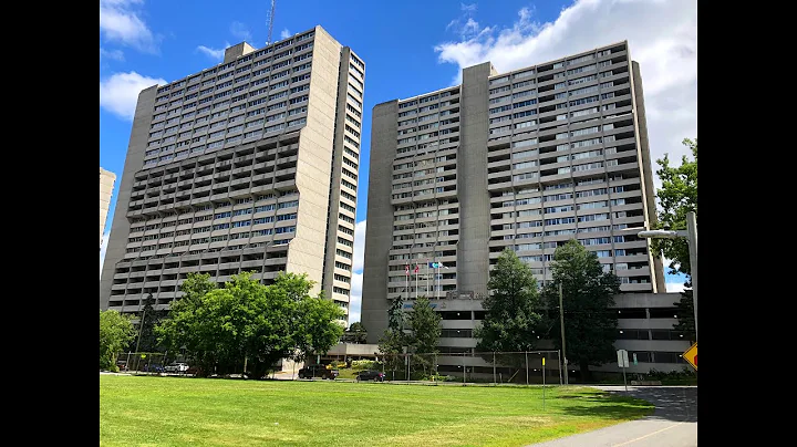 Sunny 2 Bedroom Condo in Great Location - Ottawa R...