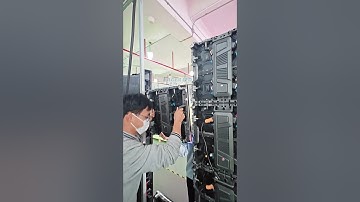 You can move it and pose in various shapes.#ledscreen #leddisplay #ledwall #eagerled #ledmodule