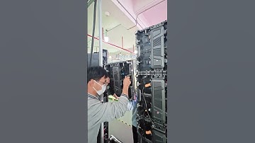 You can move it and pose in various shapes.#ledscreen #leddisplay #ledwall #eagerled #ledmodule