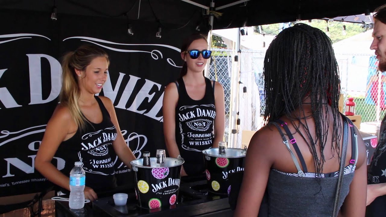 Canada's Largest Ribfest: NOT JUST RIBS