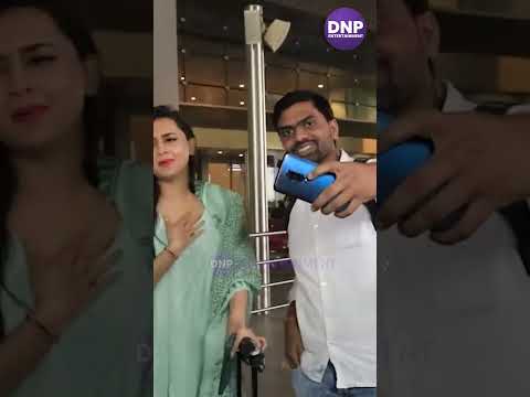 Tejasswi Prakash meets her baby brother at the Airport || DNP ENTERTAINMENT