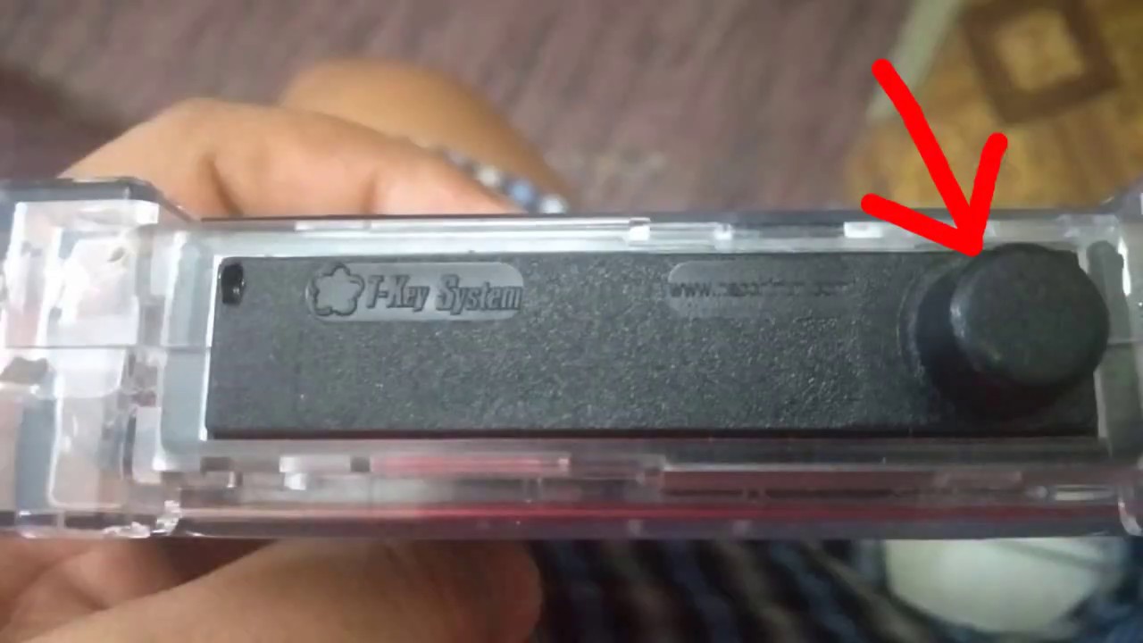 How To Open Gillette Vector Blade Case - YouTube
