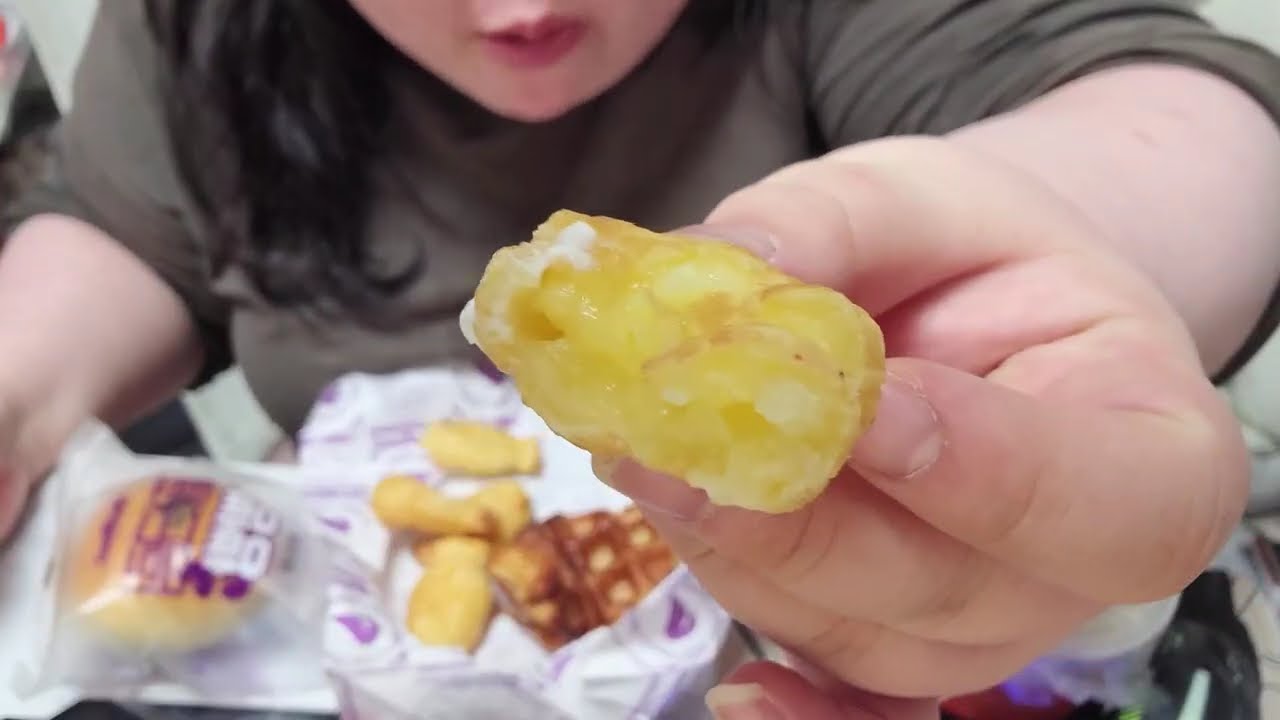 혼밥40ep) 저녁에 디저트먹고 아침에본격적으로 한식 양식