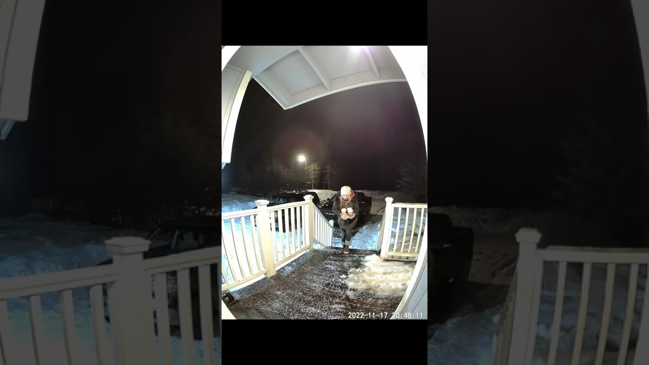 Husband scares wife wearing Michael Myers mask