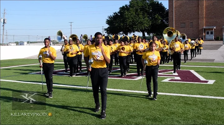 Edna Karr High School Marching In @ the 2019 Crank...