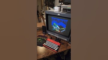 Demo "Doom" running on a ZX Harlequin 128 #shorts #vintagegaming