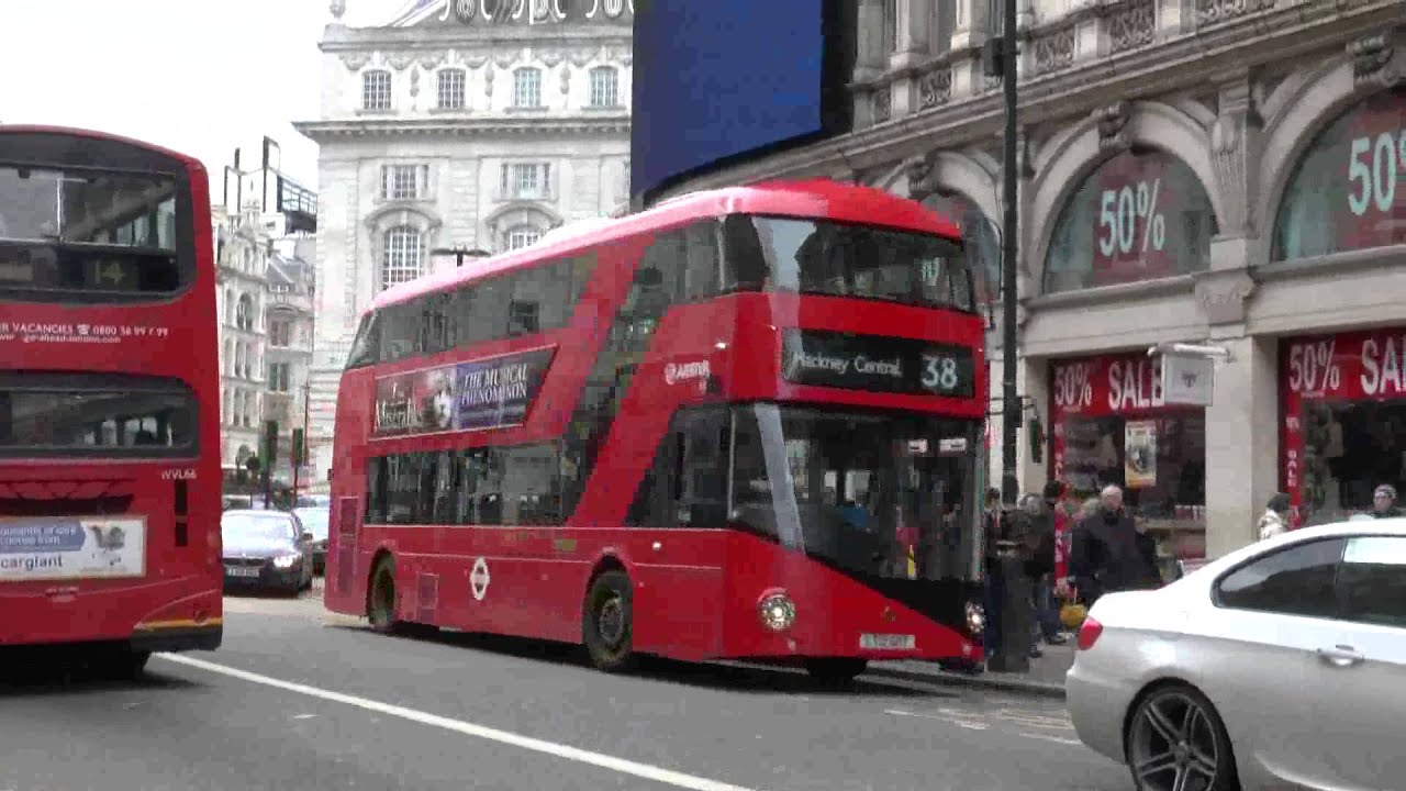 LONDON BUSES PICCADILLY APRIL 2013