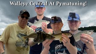 Fishing Pymatuning Lake, PA  A trip to Pymatuning Lake, PA results in a  29 Walleye. My personal Best. Ended up being a fun filled day with a ton  of fish caught.