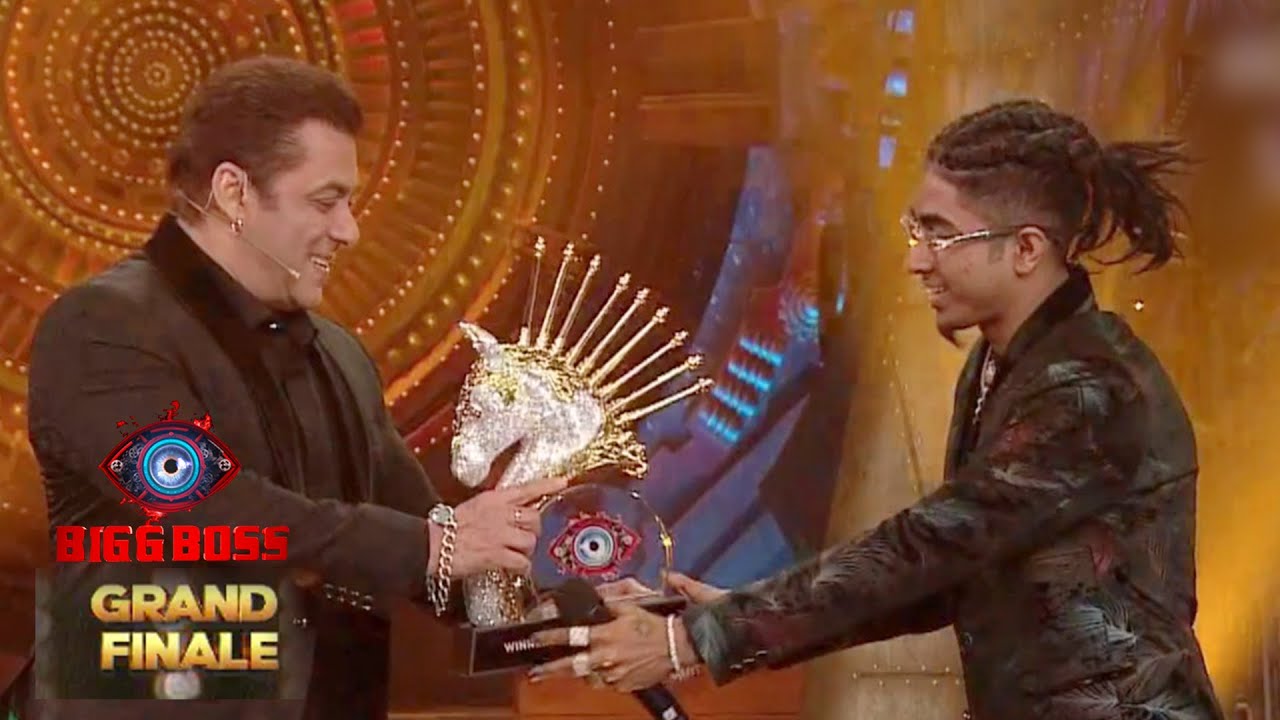 Bigg Boss 16 Winner: MC Stan Lifts The Trophy