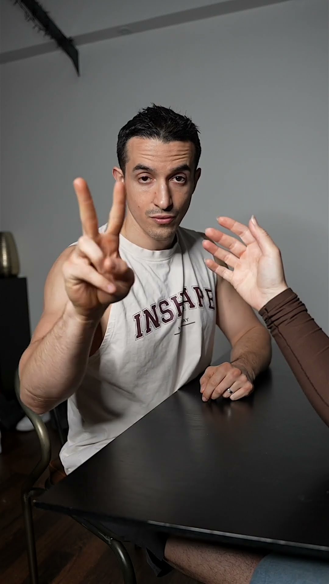 Arm Wrestling best tutorial to win !! ??