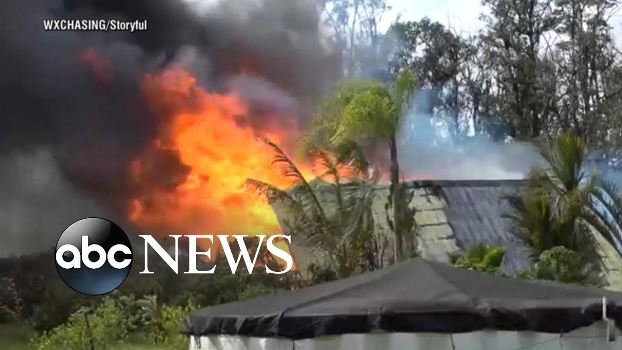 Hawaii Volcano Could Cause Acid Rain, Volcanic Smog, and "Ballistic Projectiles"