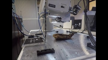 Robotic based THz tomography system