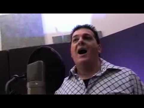 SILENT NIGHT - Christmas Song by Baritone Andy Thompson (Australia)