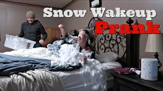 SUPER SNOW WAKEUP PRANK - Top Husband Vs Wife Pranks Of 2018 by Pranksters in Love 289,589 views 6 years ago 3 minutes, 4 seconds