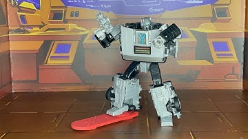 ToyHax Review for TF/BTTF Crossover Gigwatt (KAON REVIEWS - EPISODE 276)